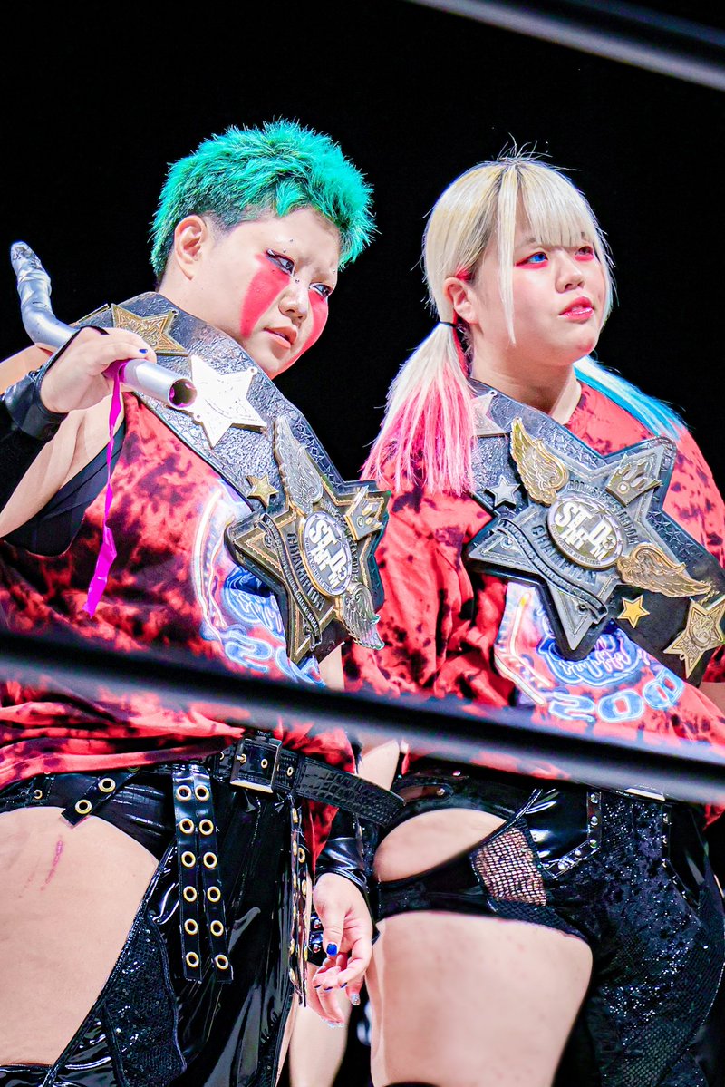 mkk_slow's tweet image. ゴッデスのベルトをお披露目です★★
#琉悪夏 #刀羅ナツコ
#H_A_T_E_ #STARDOM
#SEAdLINNNG
20250726 新木場1stRING