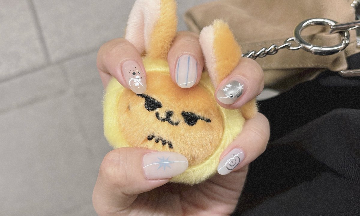 to__gu's tweet image. 춘만두~
はじめてのお出かけはネイルサロン