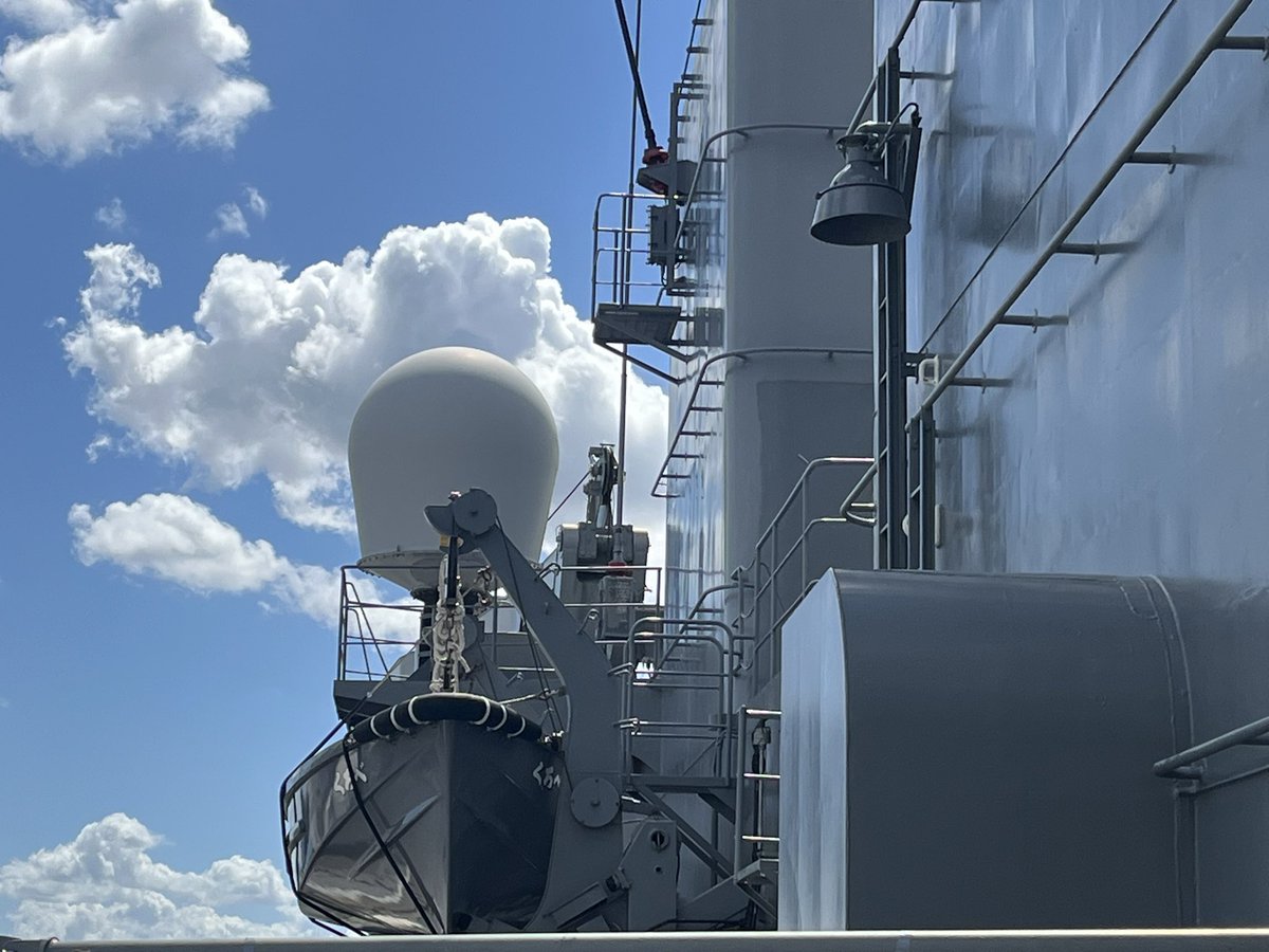 koni_ch47ja's tweet photo. 訓練支援艦くろべ一般公開

#訓練支援艦くろべ
#ATS4202
#名古屋港ガーデンふ頭 https://t.co/AkHibTd17L