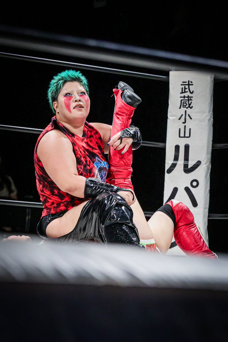 mkk_slow's tweet image. BMI2000無事に勝ちました。(ナツコ→ミリア)お疲れ様でした。穂ノ利とミリアが仲間割れ。ウナちゃん登場して花穂ノ利&ウナギ・サヤカ組でH.A.T.E.を倒そうとする動きあり。たぶん次のSEAdLINNNG10周年後楽園ホール大会かな。(その日はスターダム試合なし)