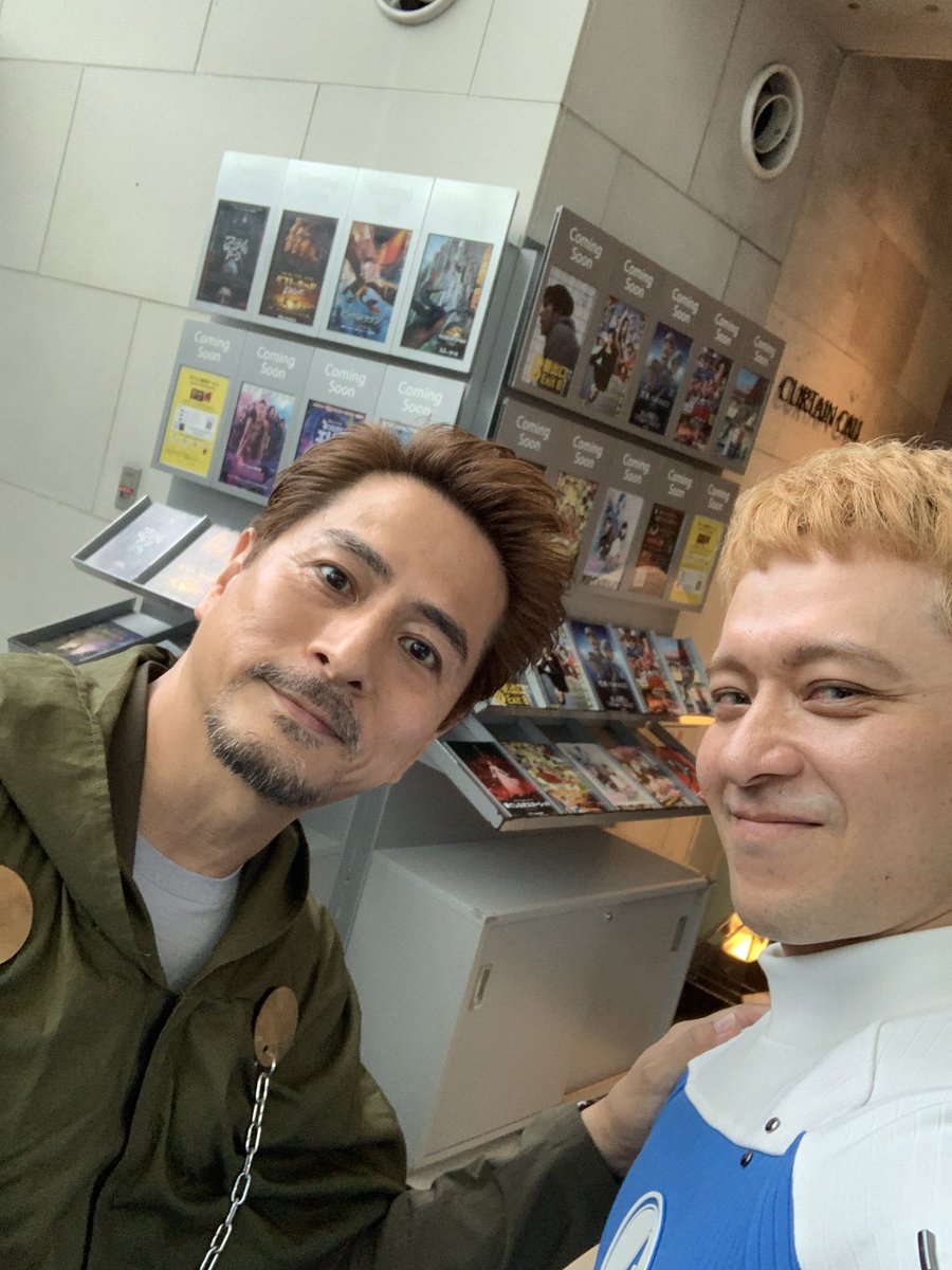 oimoex's tweet image. 何年間も声をかける勇気が出なかったNAWOQIさんと写真撮ってもらえました！🙏🏻✨

お顔が小顔でくっきりでロバート・ダウニー・Jrに似ていて
ユーモアがあって面白く、紳士的な方でした😳