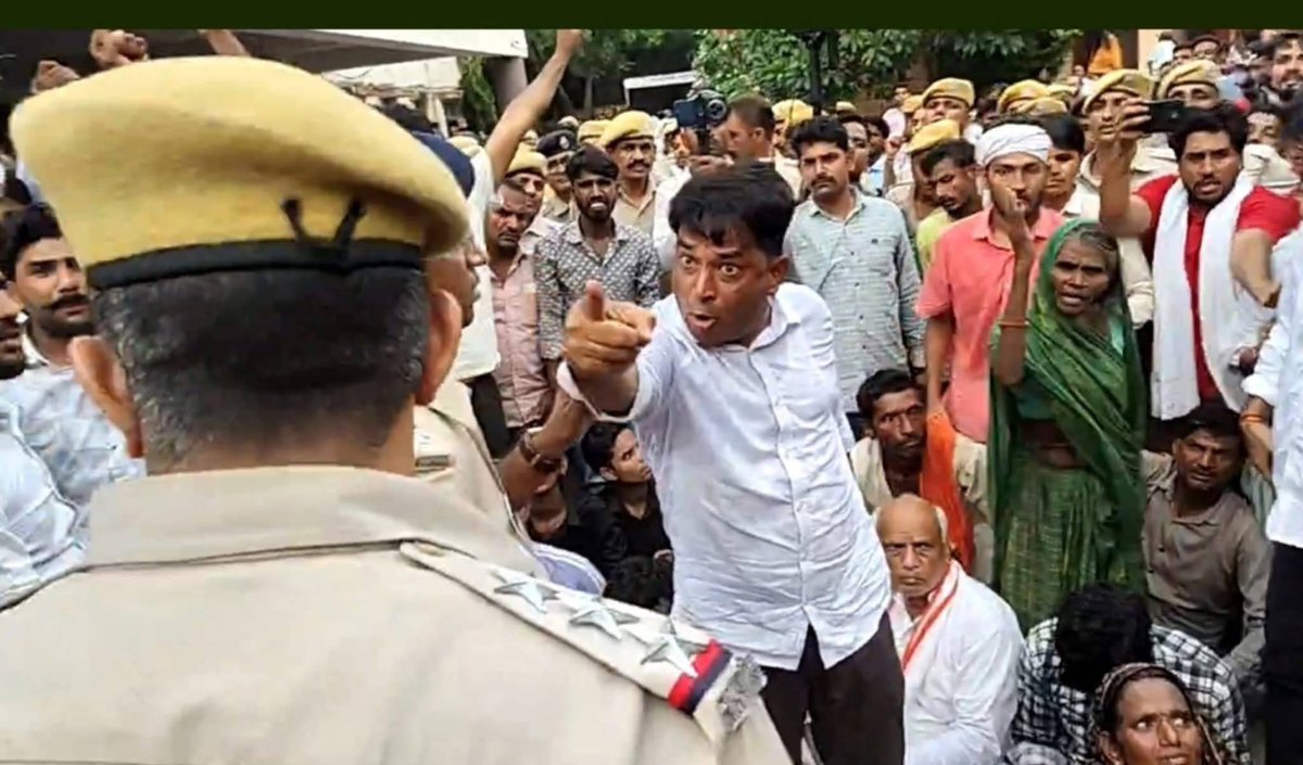 नरेश भाईसाहब को झालावाड़ हॉस्पिटल से किया गिरफ्तार....

ना कभी डरे थे ना डरेंगे!
दीन हीन पीड़ित के लिए हमारा बॉस हजार बार जेल जाने को तैयार है!
<a href="/NareshMeena__/">Naresh Meena</a>