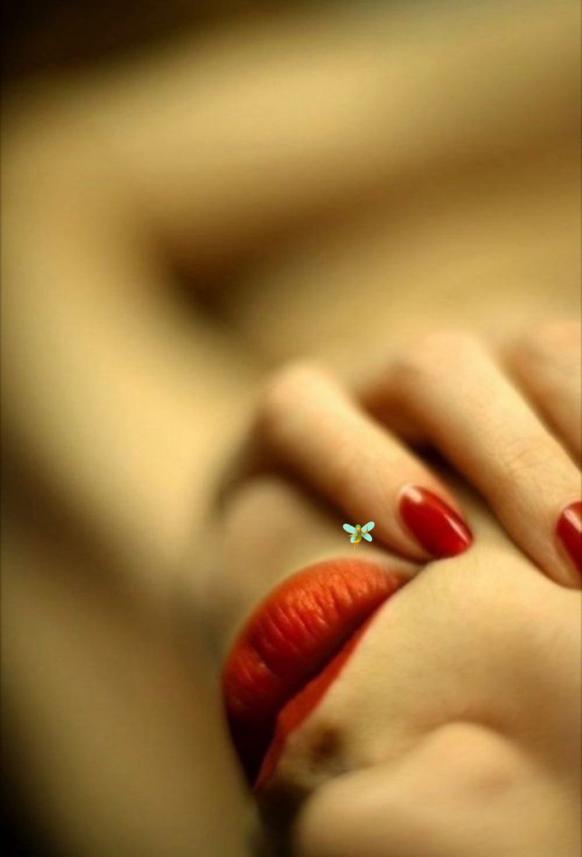 eva_si_one's tweet image. “Il bello piace, ma ci si innamora del vero.” ♡🧚
𝒞𝒾𝓉 ✍︎
#saturdaymorning