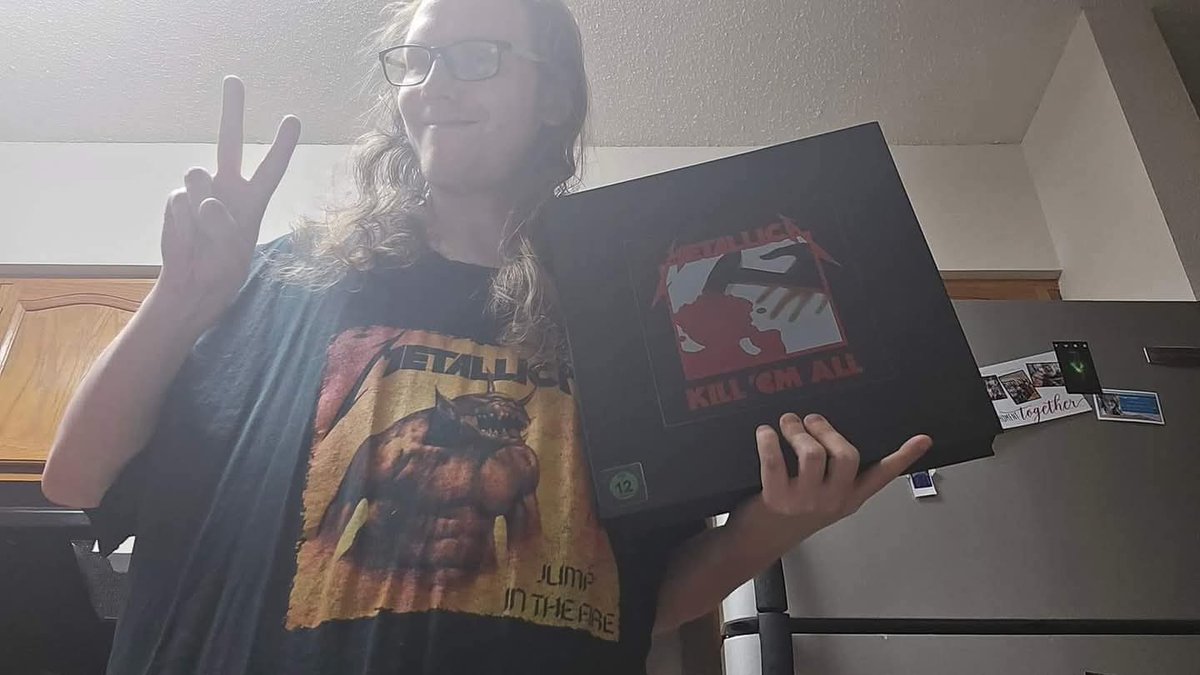 andjusticeformn's tweet image. Happy 42nd Birthday, Kill 'Em All
I made an unboxing of the box set last year
youtu.be/Ij7tiC1Eve8