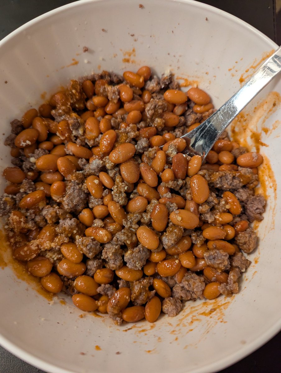 GoodTimeCC's tweet image. The concept of this being your post-workout meal at 9:30pm. 😂