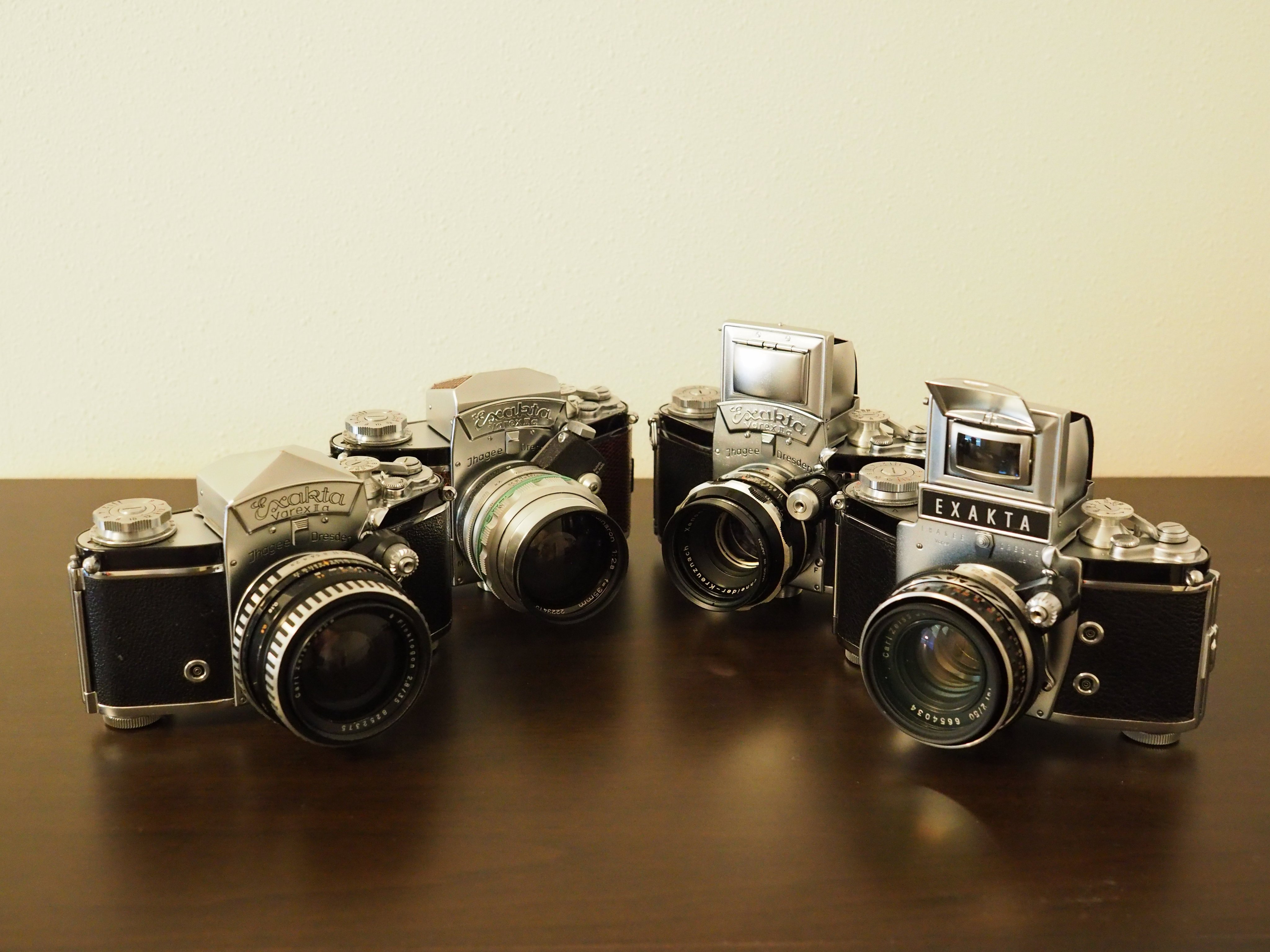 Exakta Varex IIa 打ち出しロゴ　完動品　試写済 Exakta Varex IIa 打ち出しロゴ 完動品 試写済 - メルカリ