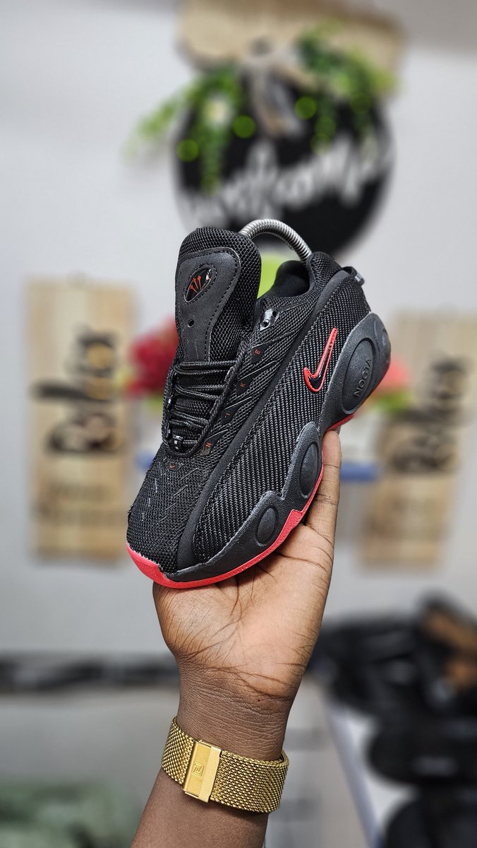 calwizy_'s tweet image. NEW NEW馃敟馃敟馃敟
NOCTA GLIDE KIDS 馃コ
SIZE 28/29/30/31/32/33/34/35/36
Ksh. 3200/=
Orders up via 0791061950 or DM @good4lifekicks
