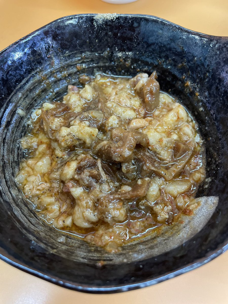 幸手　Akkey
冷やし豚まぜそば大　辛メンマ　魚粉

ラスト冷豚を求めて…

個別に楽しんだ後は、

俺のターン！ドロー！
俺は辛メンマと味アブラを融合し、親バカTPを召喚‼️
食ってみな飛ぶぞ🪽

冷豚よ…アリーヴェデルチ❗️