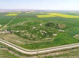 al_abd_7's tweet image. دهلران، مروارید دشتهای ایران...
با زیباییهای طبیعی و فرهنگ غنی، این منطقه مقصدی عالی برای بومگردی است. از چشماندازهای کوهستانی تا مهماننوازی دلنشین مردم محلی، شما را به سفری فراموشنشدنی دعوت میکند.
#ایلام_ایران
#ایران_جان