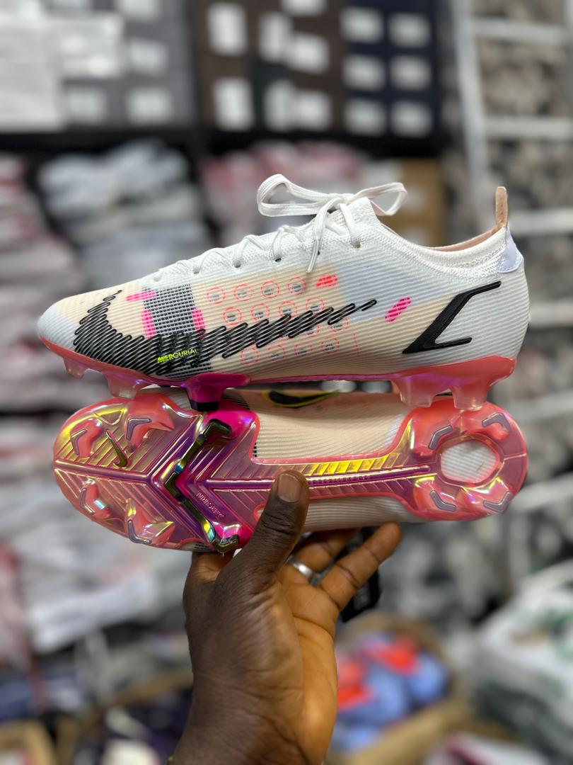 Football Boots  

🔖 ₦49,000

📍 Kaduna