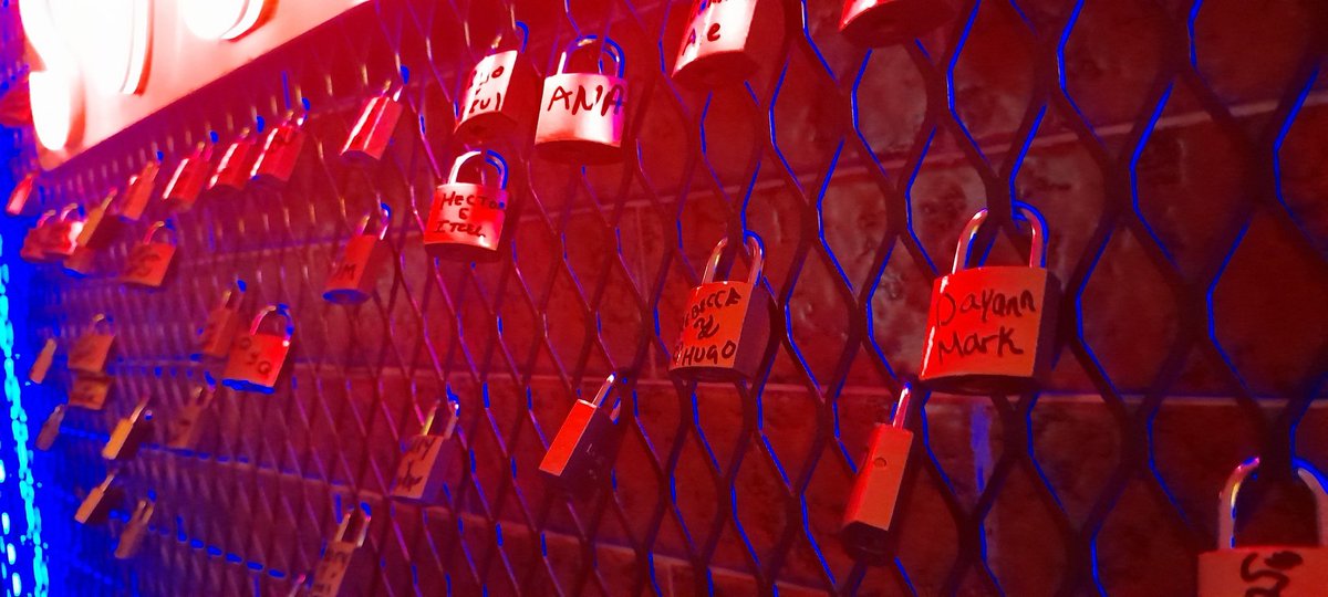 Somos <a href="/SugarCoffeeSex/">SUGAR</a>