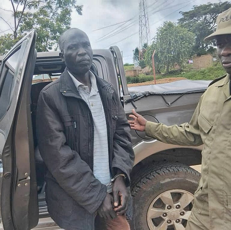 NabaasaWyclif1's tweet image. PARISH CHIEF SENTENCED TO PRISON FOR STEALING PDM MONEY
The Koboko Chief Magistrates Court has convicted and sentenced John Taban Moro, a Parish Chief, to six months in prison after he pleaded guilty to the charge of Theft of PDM funds. He was also ordered 1/
#ExposeTheCorrupt