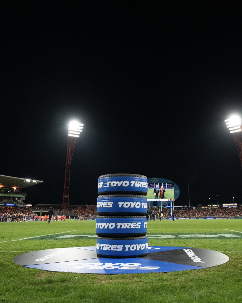 GWSGIANTS's tweet image. During last night’s 3/4 time Kick for Cash, Shaun secured a win and some extra cash, all made possible by our Principal Partner Toyo Tires 🧡
