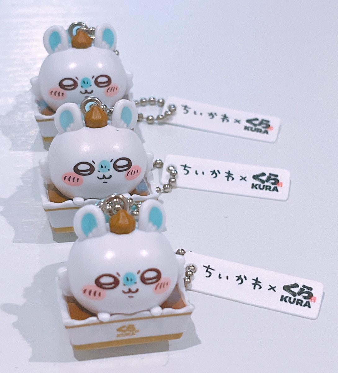 naganotensai's tweet image. 何回か行った結果…モモンガにとっても好かれてる🍣😂
ところでくら寿司にティラミスはメニューにないよね??😂