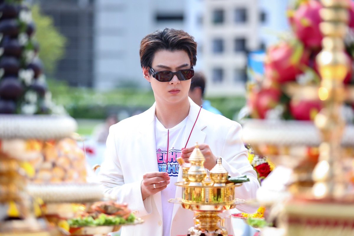 Hello98_th's tweet image. ฟินระดับล้าน &quot;เฟ-เมษ์&quot; สาดหวาน! บวงสรวง
&quot;รักปากแข็ง&quot; ปรุงรสชาติใหม่ซีรีส์GL ฮาฟินชวนซึ้งโลกตะลึง

🔗facebook.com/share/p/19hVpi…

#รักปากแข็ง #SWSHGL
#เฟเมษ์ #FayMay #fay_riezz #maywyda
#idolfactoryTH
