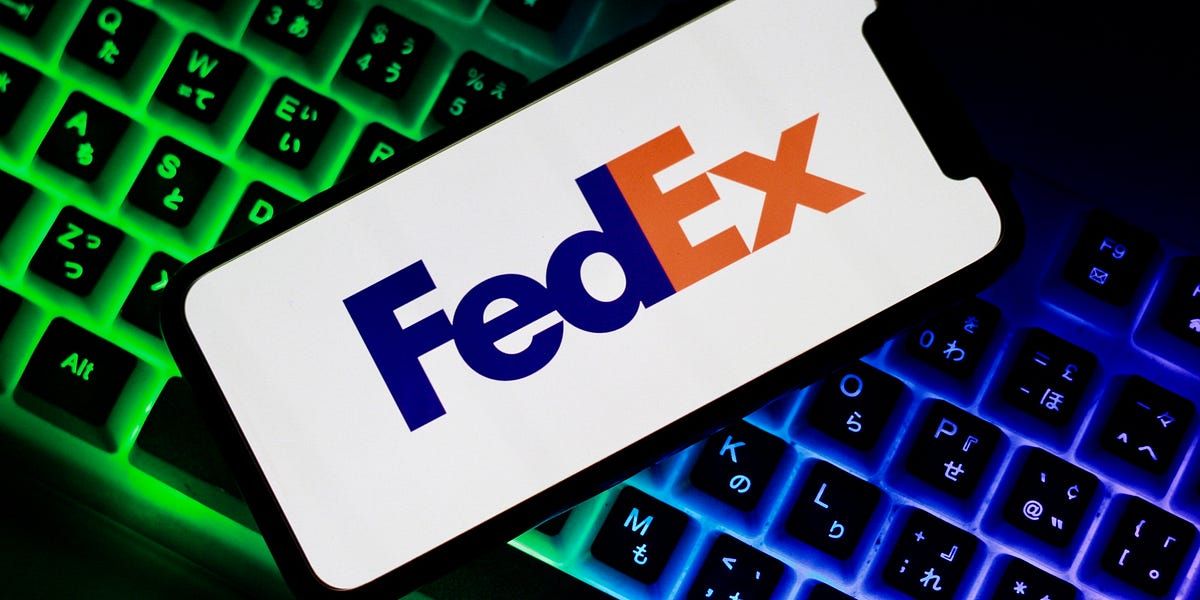 cmroberson06's tweet image. FedEx Parts Ways with Its Chief Digital and Information Officer cathyroberson.substack.com/p/fedex-parts-…