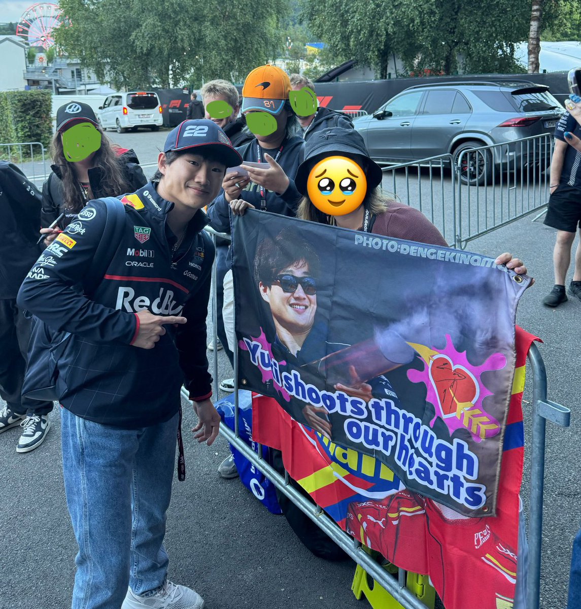 lkanal2's tweet image. もうなんと言葉にしたらいいのか…🥹
角田くんとお会いできました😭✨周りの皆さんのお気遣いもあり、こんな素敵なお写真まで✨
本当にありがとうございました!!!今日も沢山応援します❤️🔥
#f1jp #BelgianGP #角田裕毅