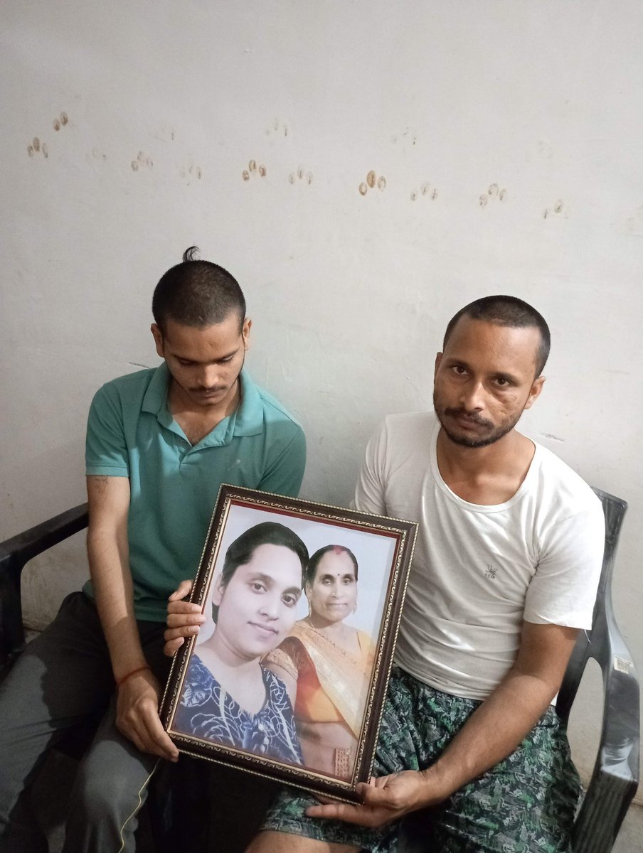 subhamt356's tweet image. ST/SC Act के दुरूपयोग से सारे सवर्ण नेता मंत्री और आम जनता परेशान, आखिर सरकार मुकदर्शक क्यों.?
UP के ललितपुर के विष्णु तिवारी 20 साल तक झुठे फर्जी SC/ST Act में जेल,
फिर कानपुर देहात मां बेटी हत्याकांड मे @shivamdixit573 को न्याय के बदले केस को घुमाने के लिए फर्जी ST/SC एक्ट..👇🏻