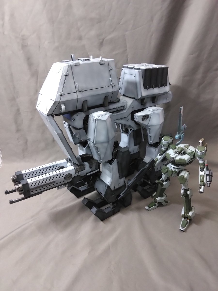 aoaki2010's tweet image. #WF2025S #アーマード・コア 当日版権アイテム 5-17-09 コヤミ・コンシューマ・プロダクツ
サガルマタ(1/72) 全長40センチ 30,000円
サガルマタ(ノンスケール) 全長20センチ 10,000円
金銀ジェネレータセット 台座5センチ角 5,000円