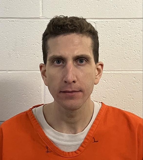 RAEFOSnetwork's tweet image. Are serial killers like Bryan Kohberger human?
It's been alleged that Jeffrey Epstein, a serial sexual predator who actions have led to an untold number of deaths, was also a Non-Human Entity that shape shifted in front of at least two survivors (Anne Farmer and Juliette Bryant…