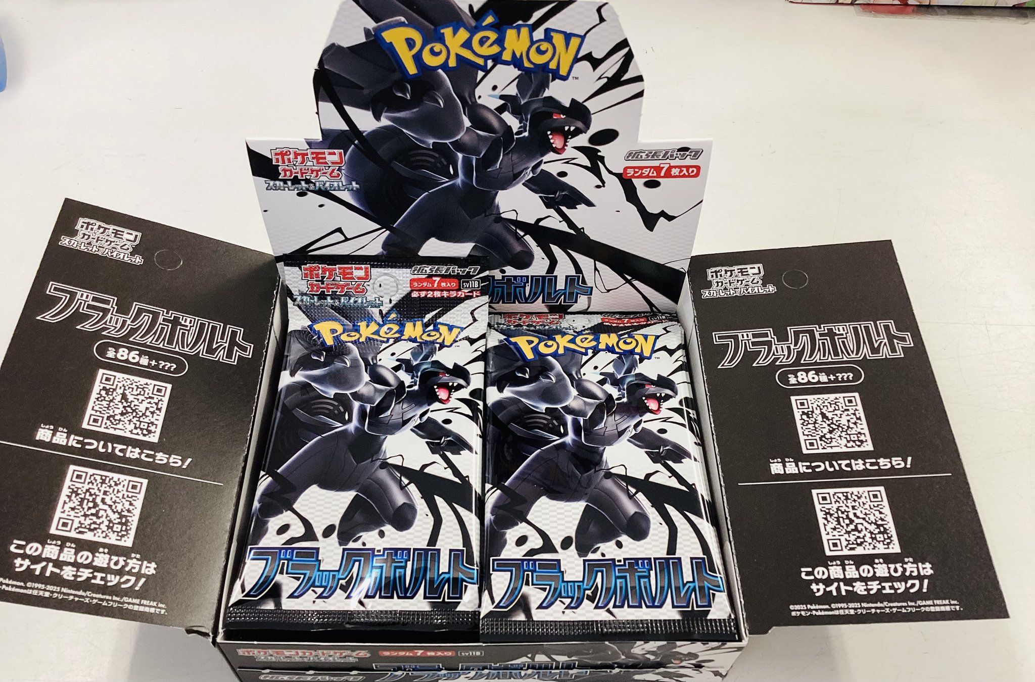 ポケモン スカーレット・バイオレット ピンバッジ ポケットモンスター スカーレット・バイオレット 缶バッジ