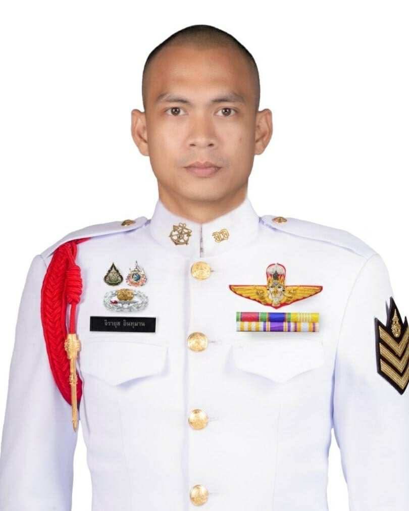ThaiArmedForce's tweet image. กองทัพบกรับรายงานกำลังพลเสียชีวิตจากการสู้รบในพื้นที่ชายแดนไทย-กัมพูชา เพิ่มเติม 1 นาย คือ สิบเอก จิรายุส อินทุมาน สังกัด กองพันจู่โจม เสียชีวิตเมื่อวันที่ 25 ก.ค. ที่ผ่านมา
#ชายแดนไทยกัมพูชา
#ไทยกัมพูชา
