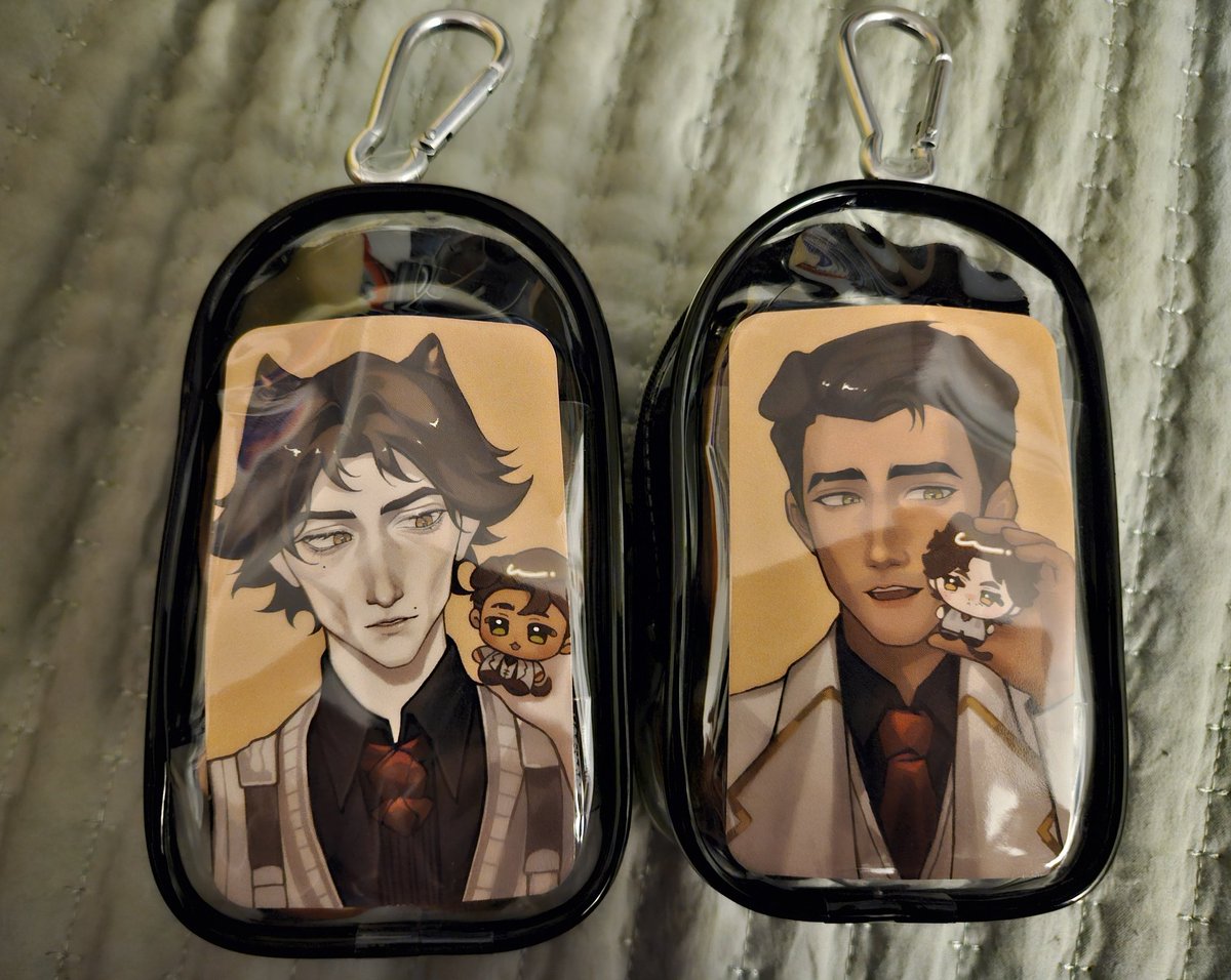 Was gifted Jayviklings by my sweet bf and they now have their little pouches to keep them safe on adventures! Plushies by <a href="/doufupuff/">dou 🪶 @ yaoi grind</a> 
#arcane #jayvik