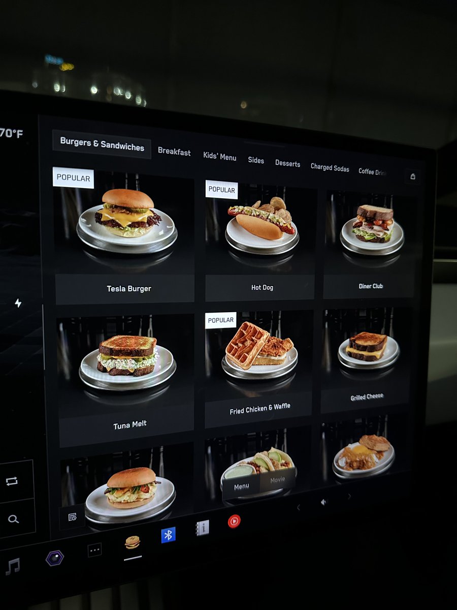 Phoenix_J_'s tweet image. Tesla Diner는 기다리는 시간을 알려주고
도착전에 미리 주문을 할수있습니다🤗🤗🤗
