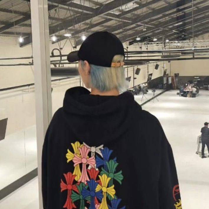 bambifefi's tweet image. my chrome hearts lover king