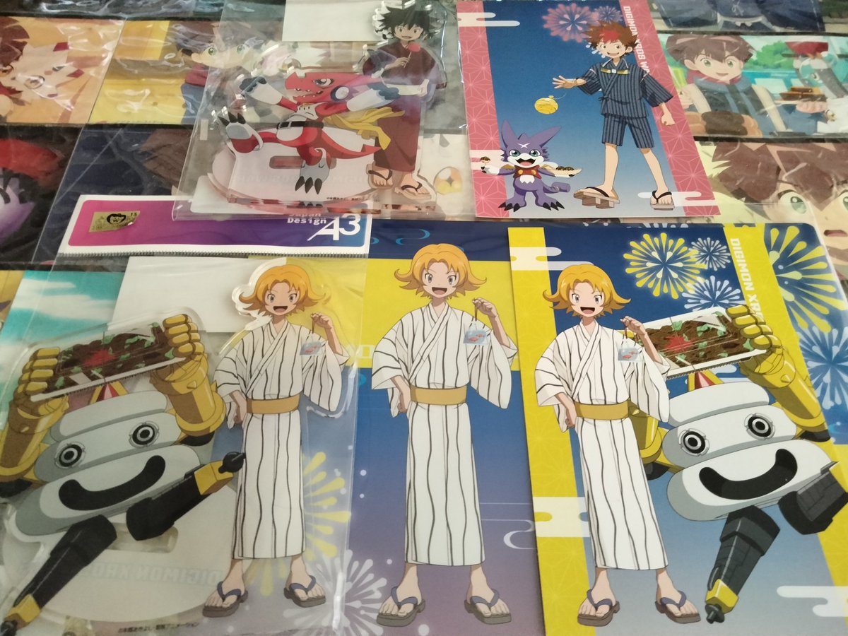 HIROknDAEKIkure's tweet image. 💩(違ッ)に挟まれたユウ様🤗✨
ポスカはランダムと言いながら店員さん、察してくれたのかな？