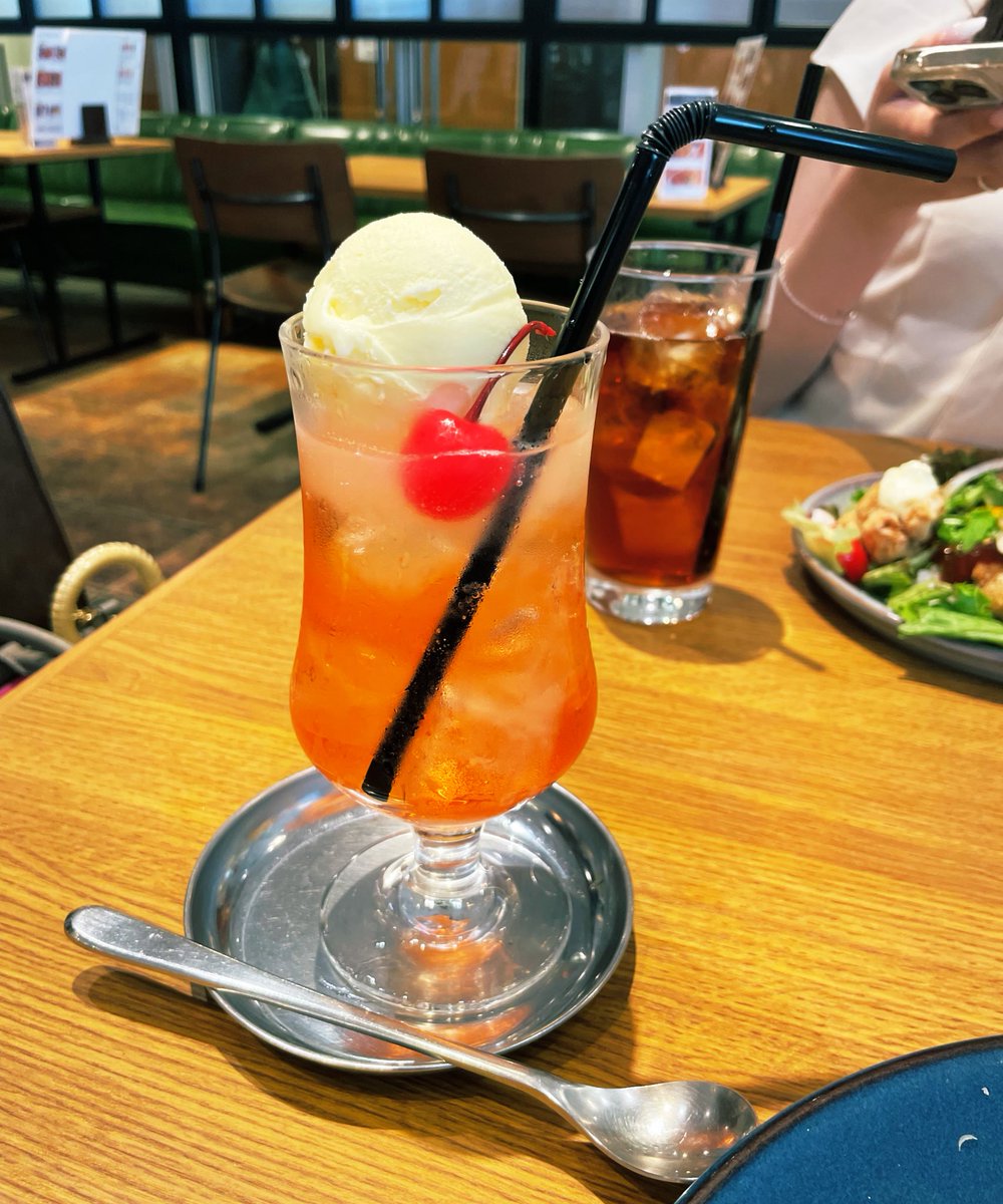 nanon_enst's tweet image. チェリークリームソーダ🍒