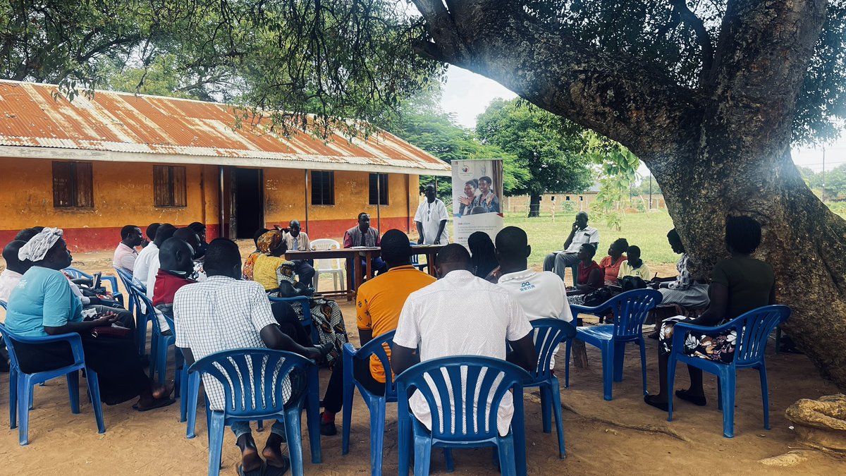 MEMPROWUganda's tweet image. As part of #SecondChanceEduc Advocacy, we held a dialogue at Wangkawa primary school with teachers, parents, key stakeholders from neighboring schools & @pdlgUg officials to increase collaboration between teachers & parents for a more supportive environment for learners
#HerVoice