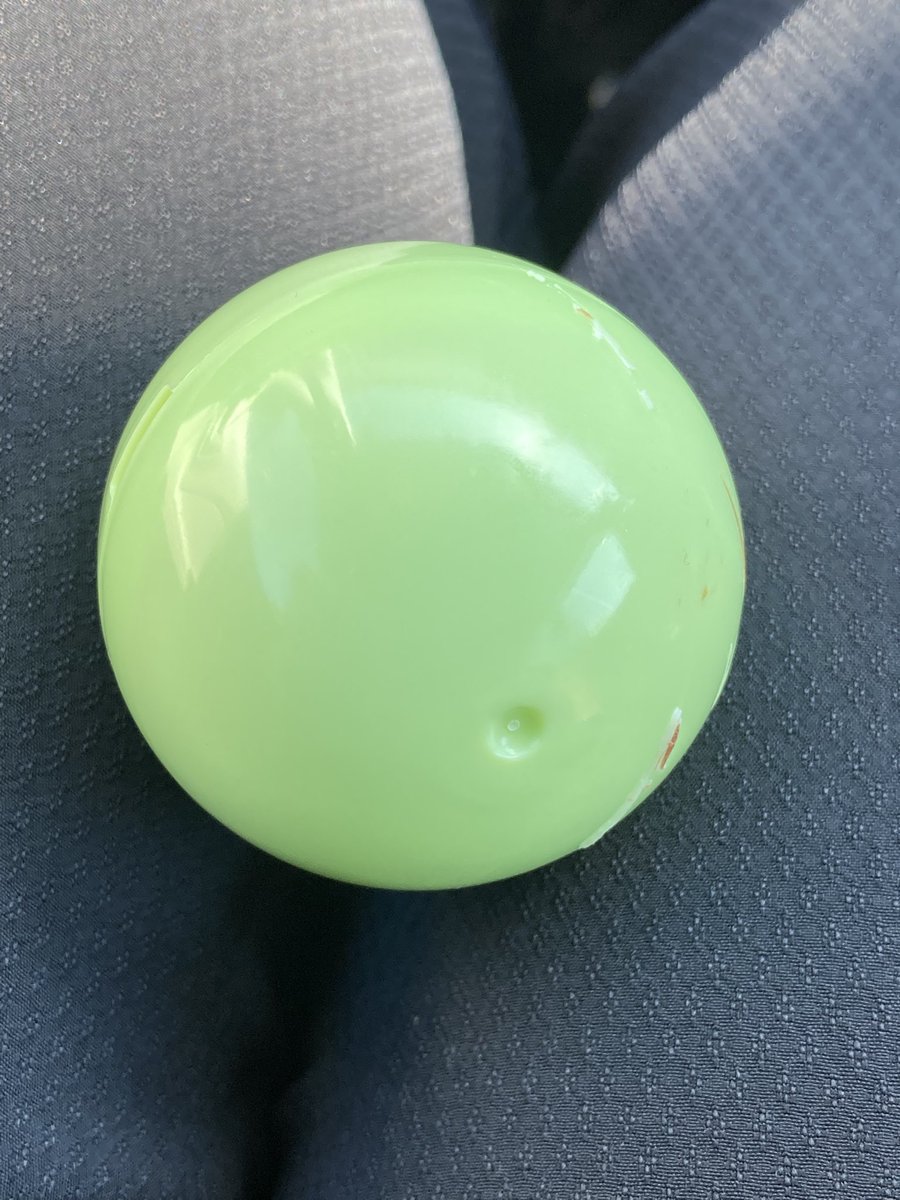 takky5940410's tweet image. チョコが甘過ぎてキツいからもう買うもんかと思ってたけど、見かけてしまうとダメなやつ。
アッガイ選手だから当たりかな?
またいつか塗りましょう。