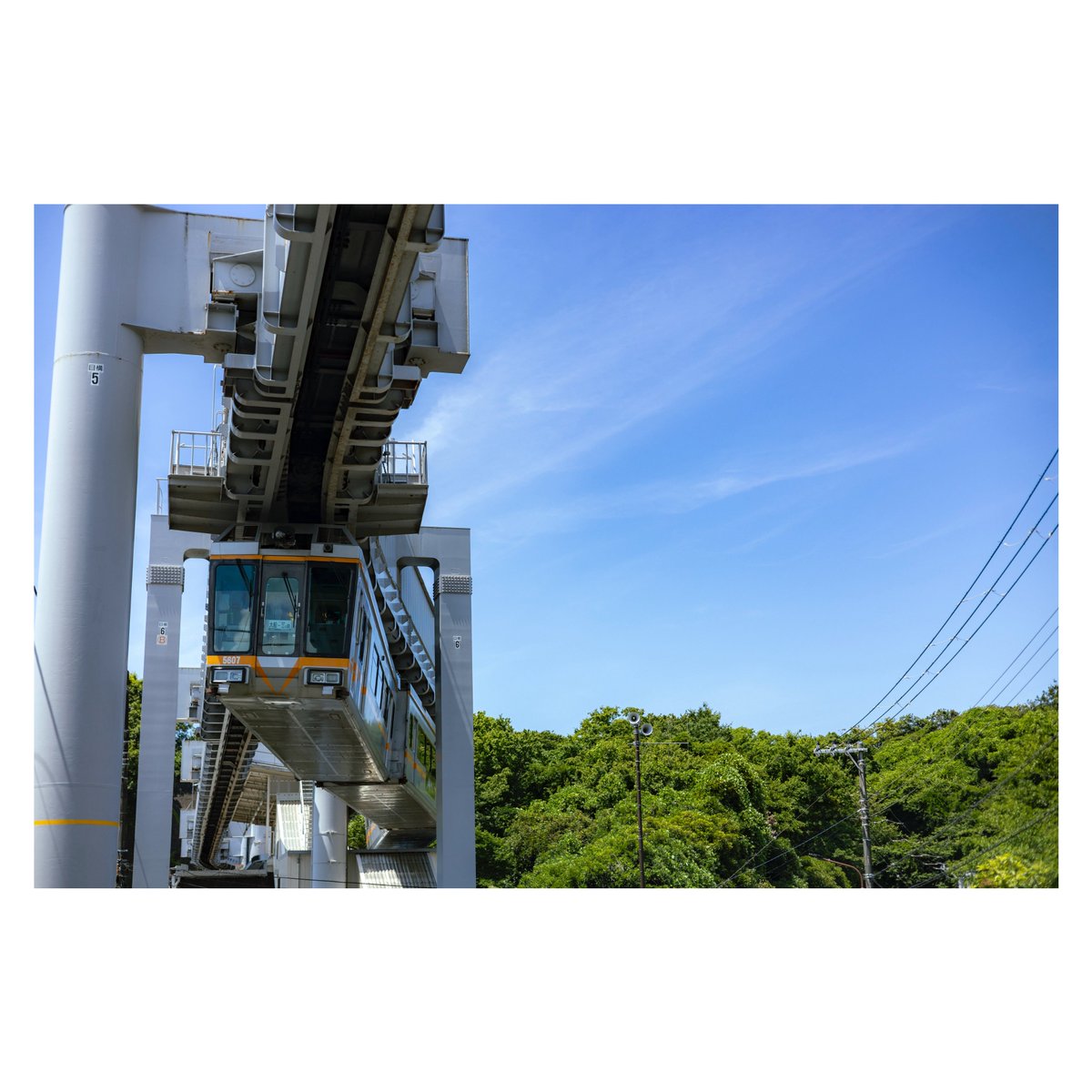 Tikuwa_Camera's tweet image. 夏空湘南モノレール