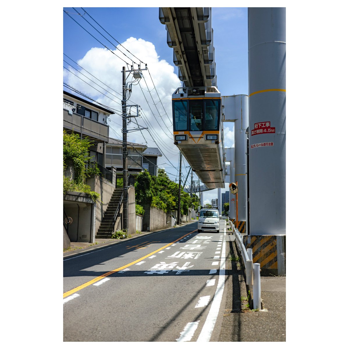 Tikuwa_Camera's tweet image. 夏空湘南モノレール