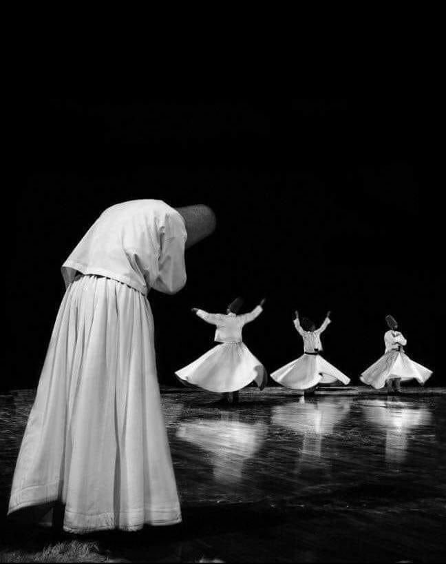RumiArab's tweet photo. كلّ خُذلانٍ من الناس هو رسالة أن لا أحد يستحق التعلق… سوى الله.

– جلال الدين الرومي https://t.co/QXSTW85uzO