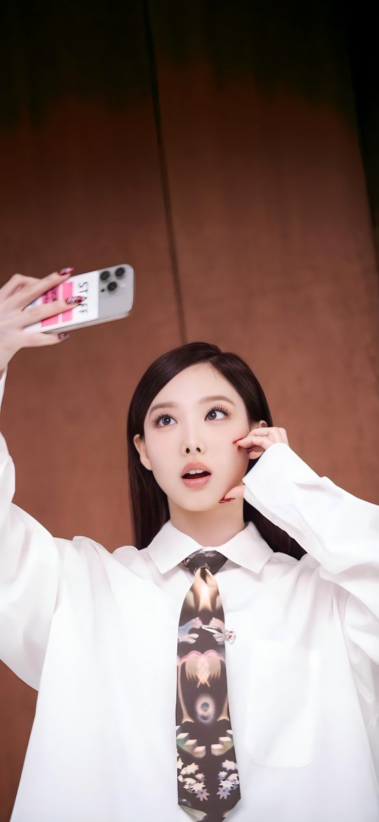 ForeverTwiceOT9's tweet image. Naver -- Nayeon.
FULL SCREEN WALLPAPERS.
Go to my Google drive and download
60000 HD Twice photos for free.
drive.google.com/drive/folders/…
#TWICE #트와이스 #ONCE #원스 #OT9
#나연 #ナヨン #娜璉 #NAYEON