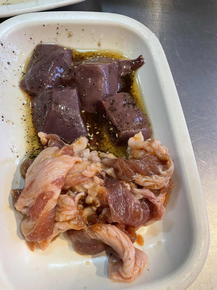 Legosw's tweet image. 芝浦市場 焼肉ホルモン匠

ランチ食べ放題1250円

新鮮なハツとレバーが、安くて美味い