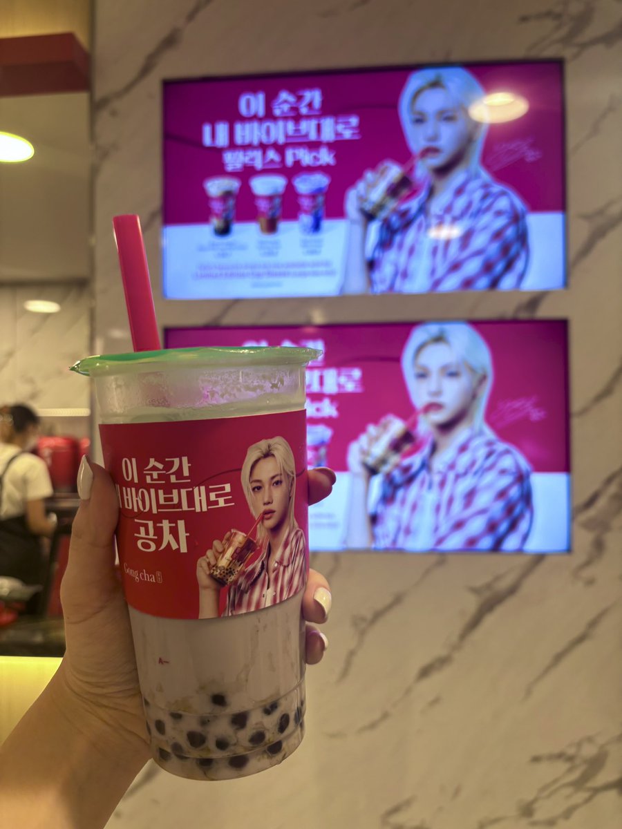oreoakie's tweet image. โอ๊ก: ชั้นไม่ใช่ติ่ง
Also โอ๊ก: