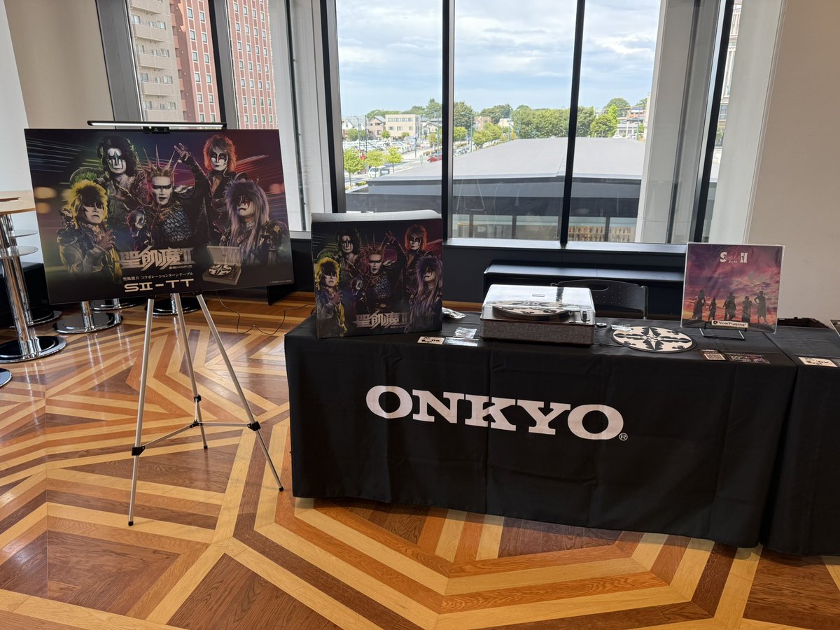 onkyodav's tweet image. 魔暦27(2025)年7月26日(土)

#聖飢魔II 地球デビュー40周年
期間限定再集結大黒ミサツアー
「THE END OF SEASON ONE」

【山形】やまぎん県民ホール　大ホールにて受注販売中のワイヤレスイヤフォン&amp;amp;ターンテーブルの展示・試聴ブースを展開中！
是非お立ち寄りください！…