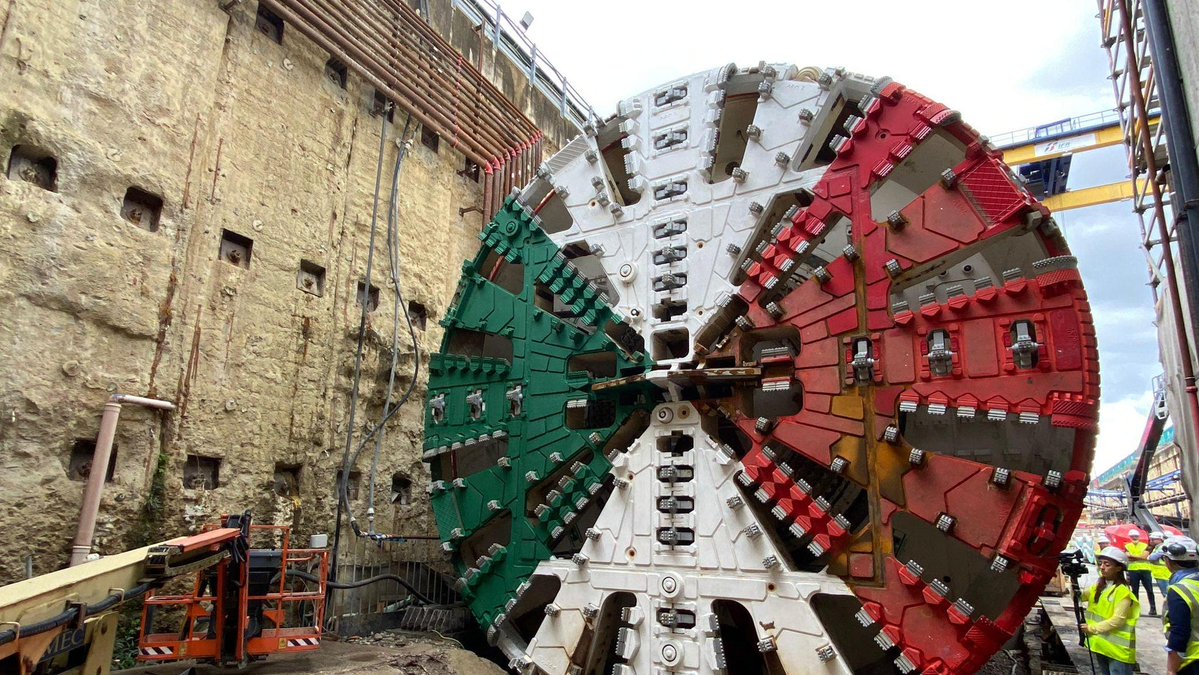 rep_firenze's tweet image. Tunnel alta velocità, la “talpa” a fine anno sarà alla stazione Foster firenze.repubblica.it/cronaca/2025/0…