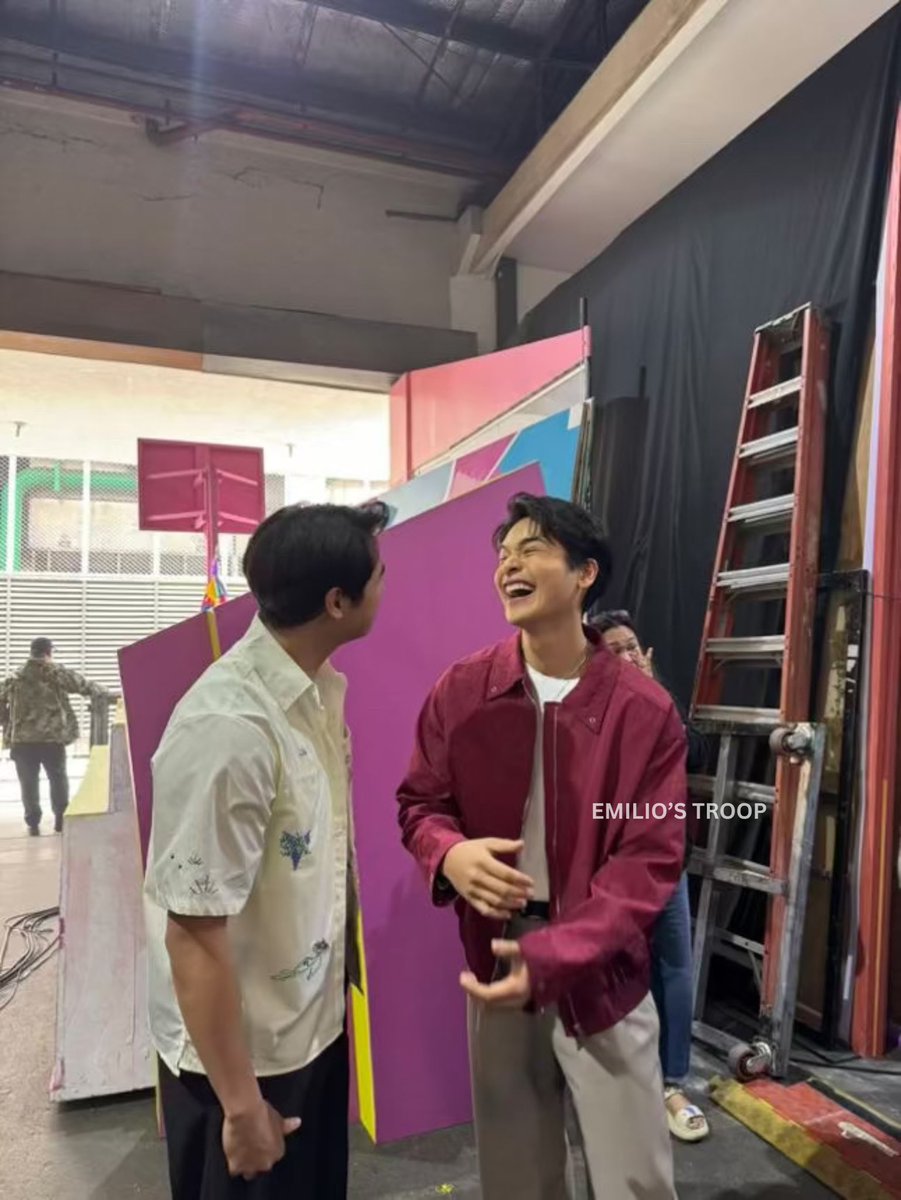 emiliotroopofc's tweet image. Our OG duo, pare! Hi there @VinceMaristela
FUNLARO WITH EMILIO