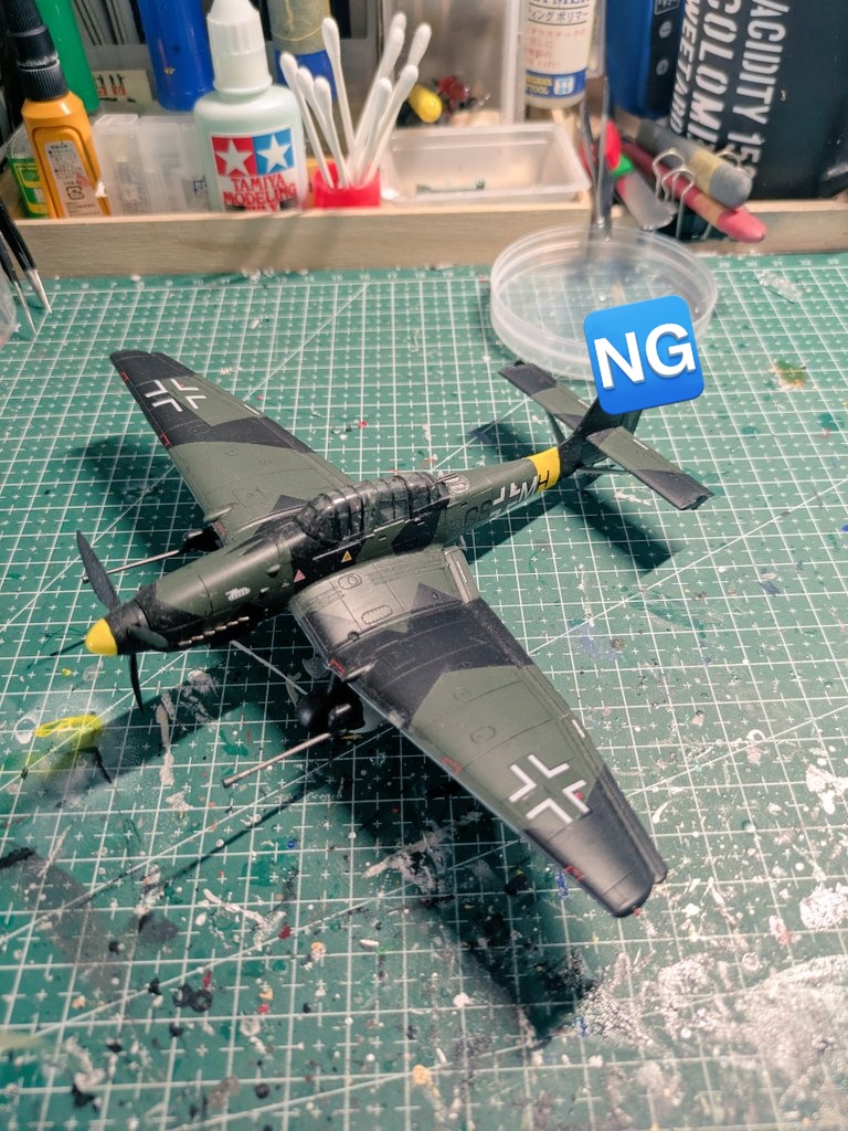 t_wakou's tweet image. 『Ju 87G スツーカ』完成
BF5で歩兵として走り回る時鳴るあの特徴な音…
トラウマになったわ
本来は空気抵抗でなった音だったのに後継機ではわざと音を鳴らす為にサイレンを取り付け連合国兵士を恐怖に陥れたとか…
(ジェリコラッパと言うらしい?)
#プラモデル