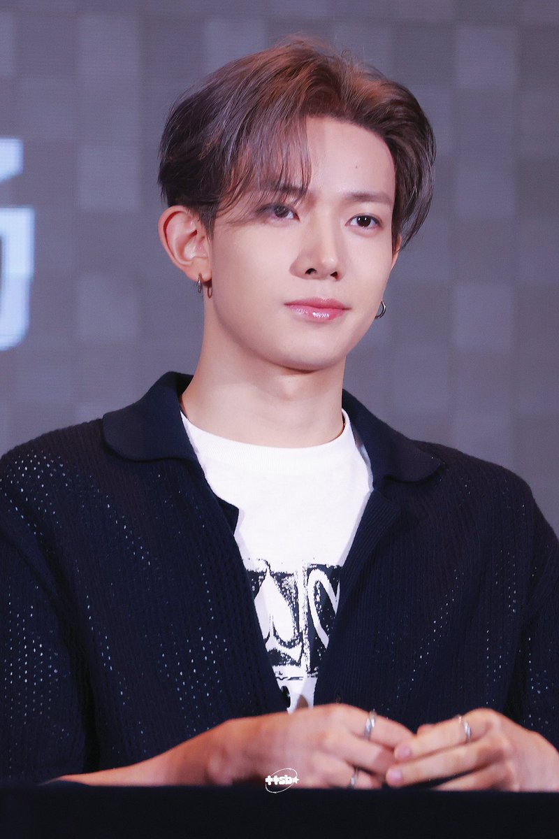 250726 Shanghai

완전 오빠…

#ENHYPEN   #엔하이픈   #이희승 #희승 #HEESEUNG #엔하이픈_희승 #ENHYPEN_HEESEUNG