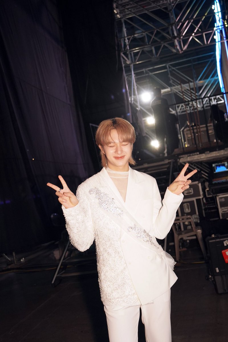 DMDMusicTH's tweet image. ภาพบรรยากาศของ “NuNew” @CwrNew ในงาน SBS 가요대전 Summer &apos;UNIPOP&apos; 🫶🏻

ขอขอบคุณทุกคนที่มาส่งกำลังใจที่หน้างาน รวมถึงคอยส่งกำลังใจผ่านหน้าจอมาให้นุนิวในวันนี้นะคะ เป็นอีกเวทีที่ยิ่งใหญ่มาก ๆ ขอขอบคุณจากใจจริงค่ะ 😊

ฝากทุกคนรอติดตามวันออนแอร์ของเทปบันทึกภาพ…