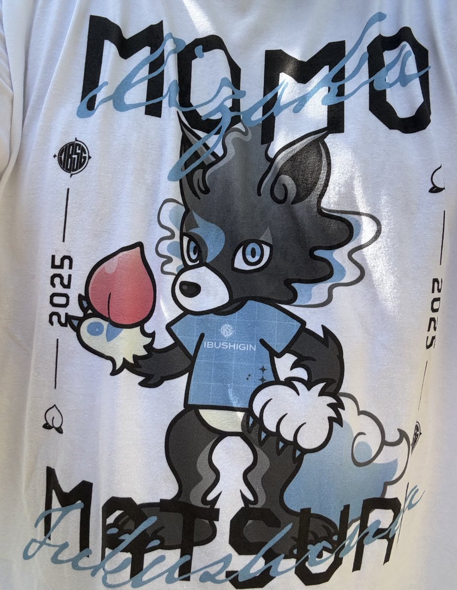 明日は桃まつり〜🍑

当日は20枚限定でIBUSHIGINTシャツ販売されてるので是非〜

イラストは #iceblanka52 
相変わらず可愛い😍