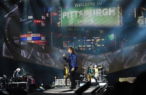 dvesean's tweet image. July 26 1943

When The Rolling Stones brought
The Zip Code Tour to Pittsburgh,

Heinz Field,
June 2015,

Mick Jagger (B-Day/82!!) said to the crahhhd:

&quot;HOW YINZ DOOOIN&apos;!!&quot;

And we all went nuts!
Happy 82nd B-Day, Sir Mick!

You &amp;amp; Keef Are Living Legends.