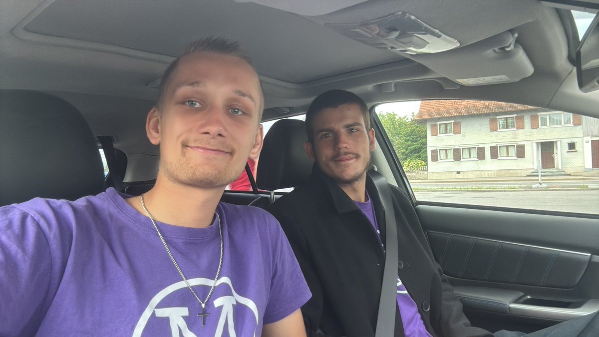 ZieglerMV's tweet image. Unterwegs nach Wien. Läuft dort Heute eigentlich irgendwas spezielles? 🤔🇦🇹