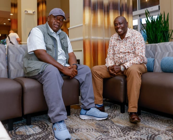AokoOtieno_'s tweet image. Recognizing Differences,
Then Finding a Common Ground,
Then setting aside those Differences,
Maneno ya sijui nani aombwe ruhusa before who goes to Mt. Kenya sasa iishe
The battle is loftier than egos. And the enemy is Ruto
Meanwhile, hata Gachagua recognizes Matiang'i…