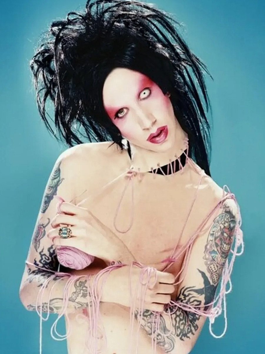 GerdaBarrel's tweet image. Feb 1, 1998 | Spin Magazine
📸 David LaChapelle